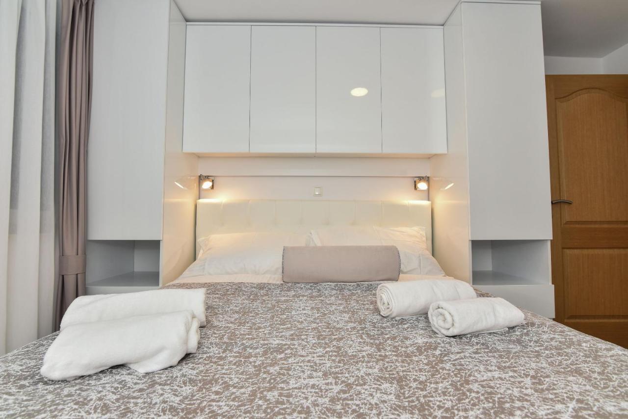 Apartments Sana วีร์ ภายนอก รูปภาพ